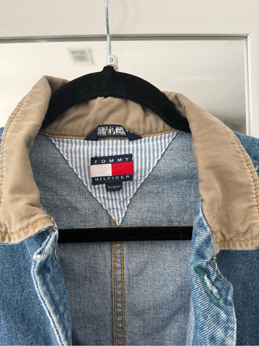 Tommy Hilfiger Women’s Vintage Denim Jacket with Corduroy Collar – XL - Picture 3 of 5